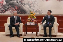 中国国台办主任宋涛在北京钓鱼台国宾馆会晤到访的台湾国民党副主席夏立言。（2023年2月9日）