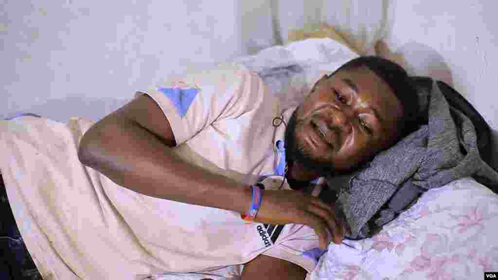 Mmoja wa majeruhi wa shambulizi la kigaidi lililotokea katika kanisa moja mjini Kasindi, wilaya ya Beni, DRC.