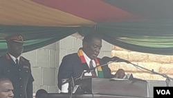 Umongameli Emmerson Mnangagwa.