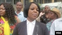 Fadzayi Mahere, spokesperson for the Citizens’ Coalition for Change – or triple C – told reporters outside Harare Magistrates Court on January 16, 2023 party members were treated badly by Zimbabwe police during the arrests. (Columbus Mavhunga/VOA) 