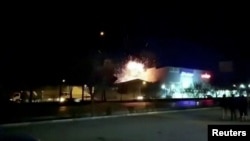 Video của nhân chứng về hiện trường được cho là vụ nổ tại một nhà máy công nghiệp quân sự ở Isfahan, Iran, vào ngày 29/1/2023.