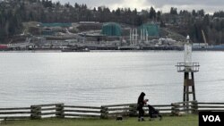 The end of the Trans Mountain Pipeline in Burnaby, British Columbia, as seen from Cates/Whay-Ah-Wichen Park in North Vancouver. (Craig McCulloch/VOA)