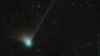 La comète C/2022 E3 (ZTF) est actuellement près de la Terre, 50.000 ans après son premier passage. Elle sera probablement éjectée du système solaire en s'éloignant. C'est donc l'unique occasion de la voir. 