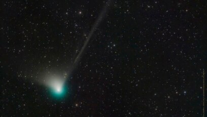 Green Comet to Pass Earth for First Time in 50,000 Years