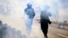 Polisi Tembakkan Gas Air Mata dalam Protes di Lima