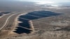 Vista aérea del estado de Sonora, en el norte de México, donde la eléctrica estatal CFE está construyendo la mayor planta solar de Latinoamérica, en Puerto Peñasco, Sonora, México, el 2 de febrero de 2023. (Raquel Cunha/Pool Foto vía AP)