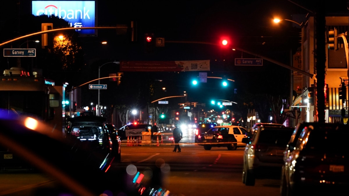 At least 10 dead in mass shooting near Los Angeles