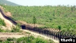 উখিয়ায় সীমান্তবর্তী এলাকায় গোলাগুলি