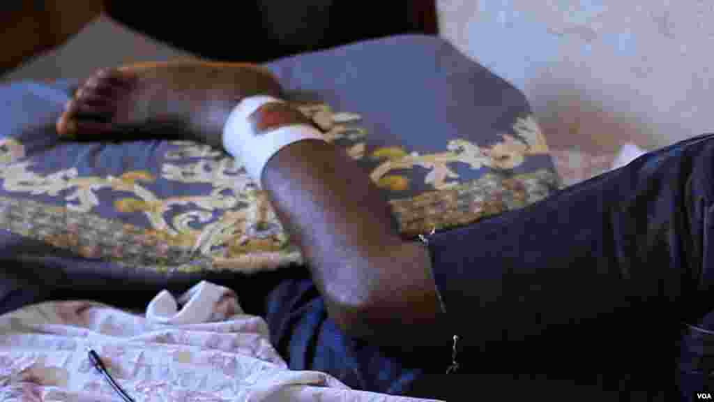 Mmoja wa majeruhi wa shambulizi la kigaidi lililotokea katika kanisa moja mjini Kasindi, wilaya ya Beni, DRC.