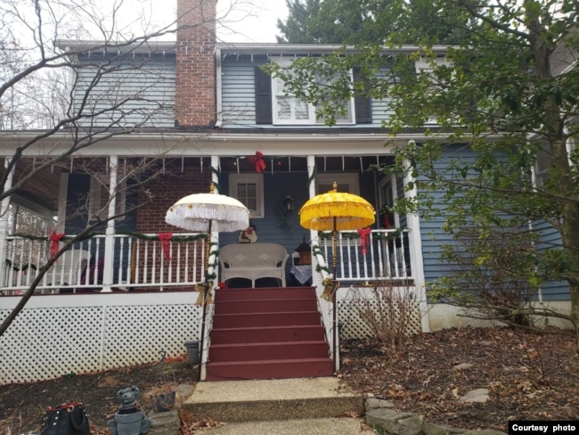 Rumah Kartika Inggas, Ketua Banjar Bali USA wilayah Washington, DC area (DMV) untuk Upacara Kuningan (foto: courtesy).