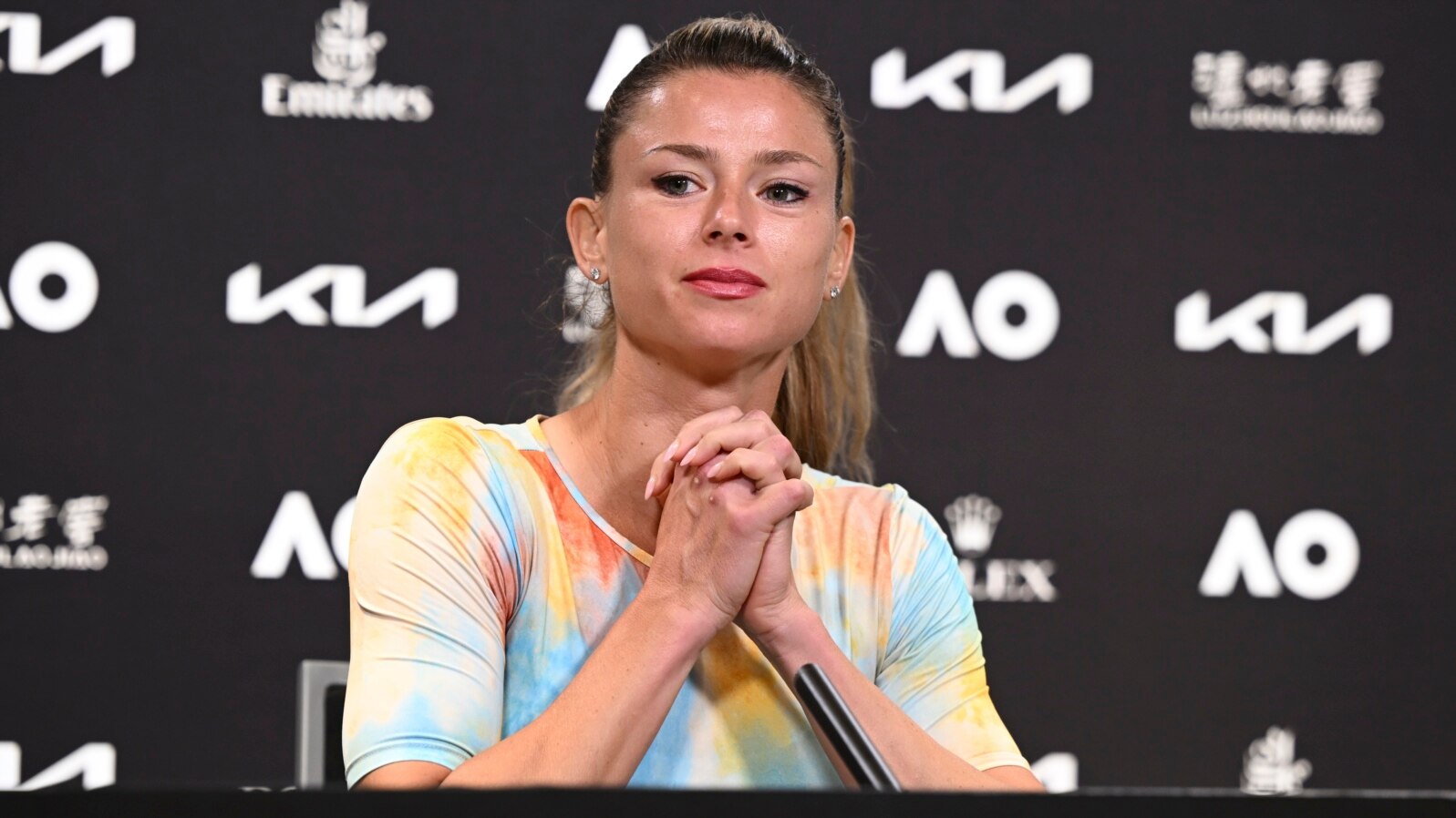 Camila Giorgi dari Italia dalam konferensi pers kejuaraan tenis Australia Terbuka 2023 di Melbourne Australia, Selasa, 17 Januari 2023. (Vince Caligiuri/Tennis Australia via AP)