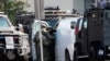 Polisi Kepung Van yang Diduga terkait dengan Penembakan Massal di California
