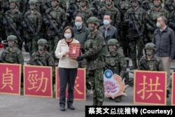 台灣總統蔡英文在兔年新春之際向台灣軍人表達祝福。（2023年1月23日）