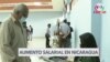 Trabajadores públicos de Nicaragua reciben aumento salarial del 5 % 