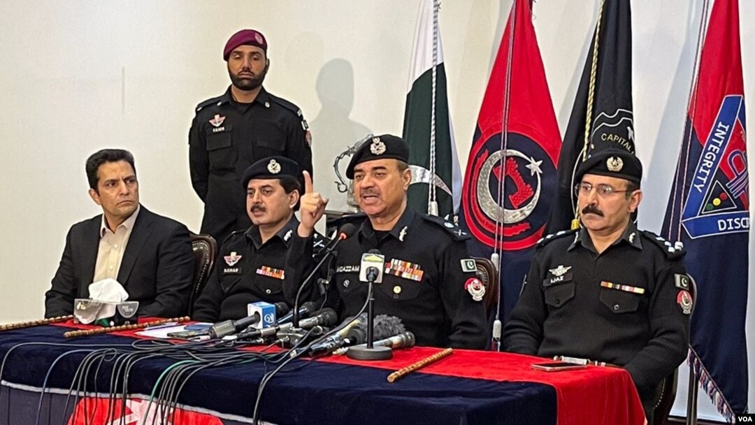 د خېبرپښتونخوا مشر معظم جاه انصاري