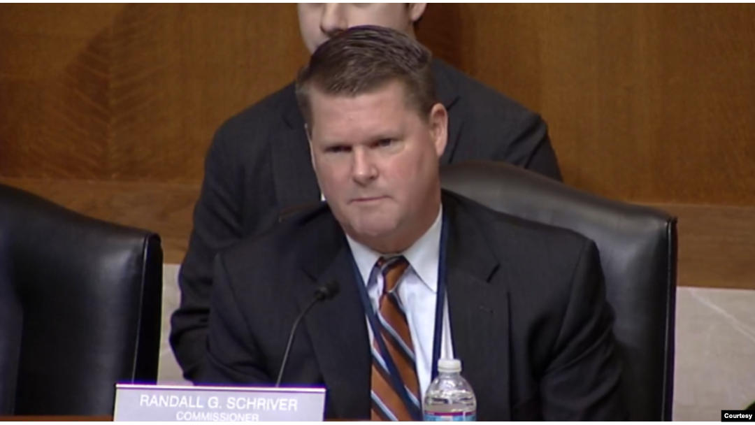 USCC委員，美國前國防部印太事務助理部長薛瑞福（Randall Schriver）2023年1月26日在聽證會上發言（USCC 視頻截圖）