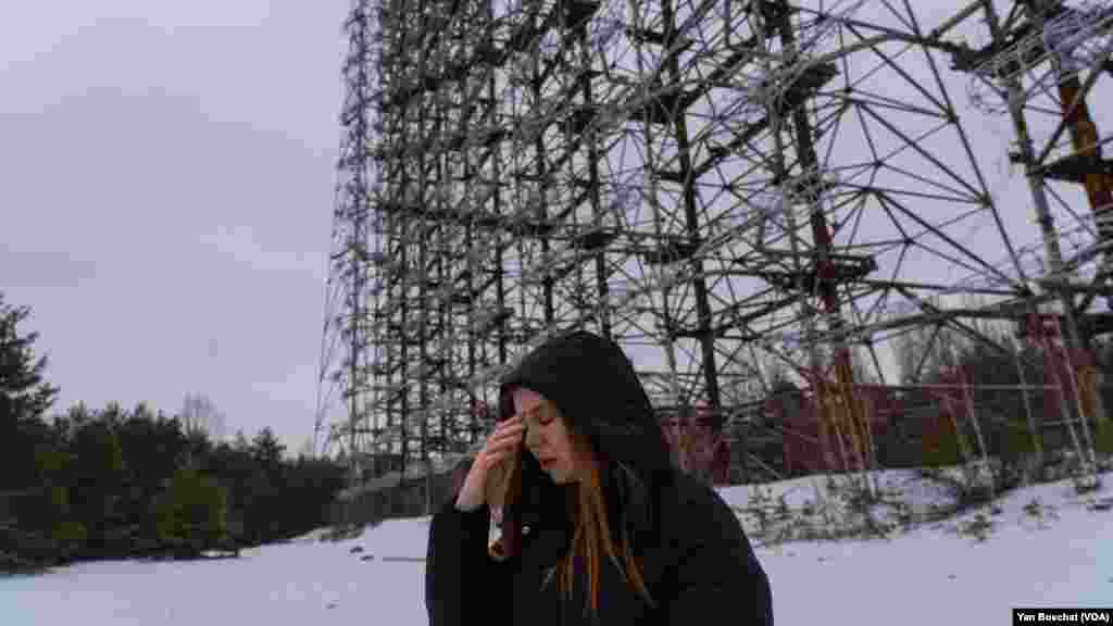 A Chernobyl complex worker who lives in a nearby village remembers the time when the Russians occupied this area at the beginning of the war, at Chernobyl, Ukraine, Jan. 31, 2023 (VOANEWS/Yan Boechat)