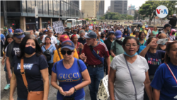 Por tercera semana consecutiva, trabajadores venezolanos salen a las calles para exigir salarios dignos el lunes, 30 de enero de 2023. [Foto: Álvaro Algarra]