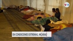 Nicaragüenses duermen en la calle para pedir refugio en Costa Rica 