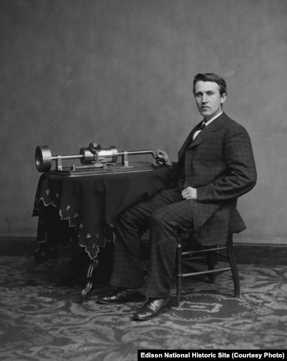 thomas edison motion picture projector