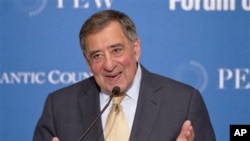 Menteri Pertahanan Amerika Leon Panetta berbicara pada Forum Konvensi Hukum Laut di Washington (9/5).