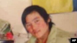 自焚的藏族女学生才让吉