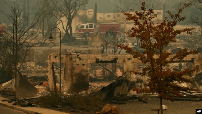 加州山火三成被控制死难人数上升到48人