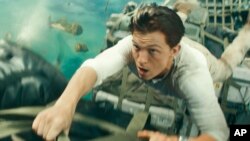 Tom Holland memerankan tokoh Nathan Drake dalam film "Uncharted." (dok: Clay Enos/Columbia Pictures-Sony Pictures via AP)