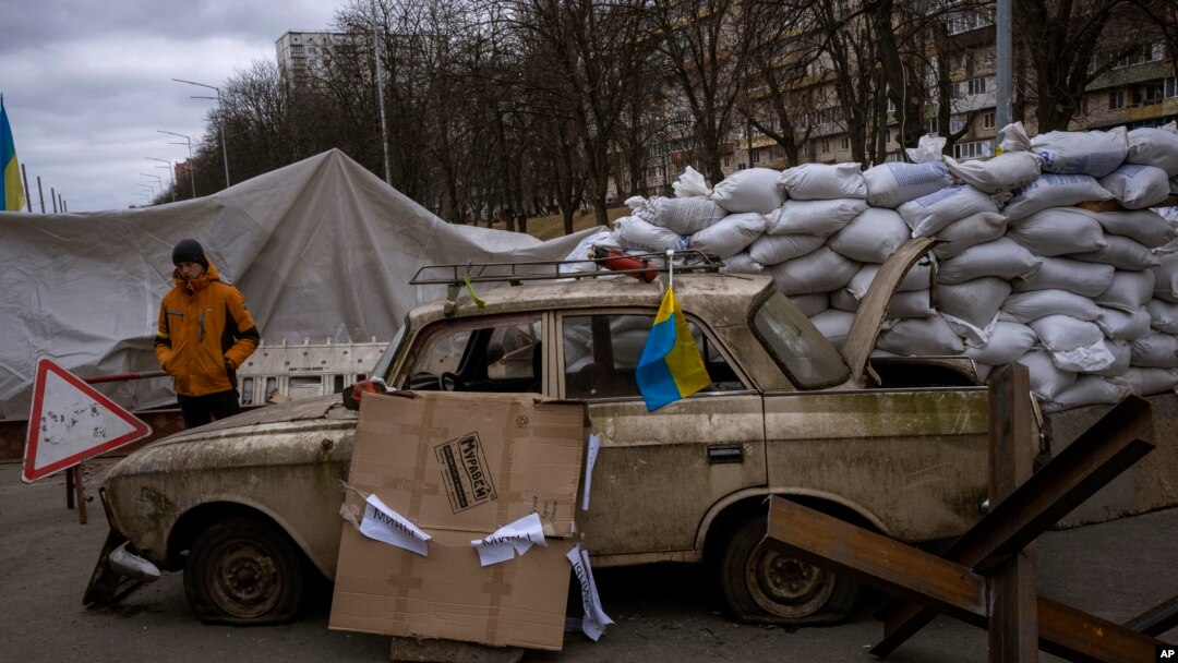 Украинскиот претседател го критикуваше НАТО оти не воведува забранета зона за летање