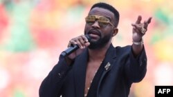 Fally Ipupa azo' yemba na bofungwami ya CAN 2021 (Coupe d'Afrique des nations) na stade Olembe, Yaounde, Cameroun, 9 janvier 2022 