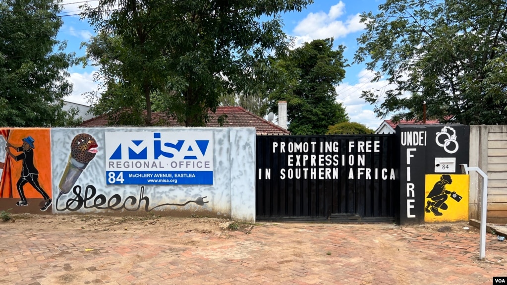 The Media Institute for Southern Africa calls on the Zimbabwe government, Feb. 27, 2022, to ensure peace ahead of March 26 elections, following opposition rallies that have been marred by violence. (Columbus Mavhunga/VOA)