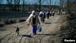 На фото: Евакуація із сіл Вишгородського району, Київської області 