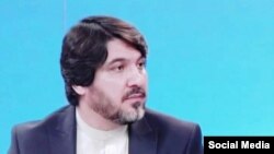 د پوهنتون د استاد او د طالبانو د منتقد سید باقر محسني