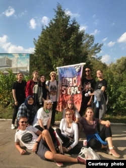 Nabila Agia bersama teman-teman di Moskow, Rusia (dok: Nabila Agia)