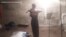 Violinist Performs in Kharkiv Bomb Shelter 