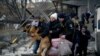 俄罗斯宣布新的停火，允许乌克兰被围困城市的平民撤离