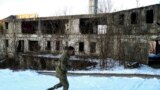 بقایای یک رستوران که در خلال جنگ بوسنی تخریب شده‌است - ۳ مارس ۲۰۲۲
