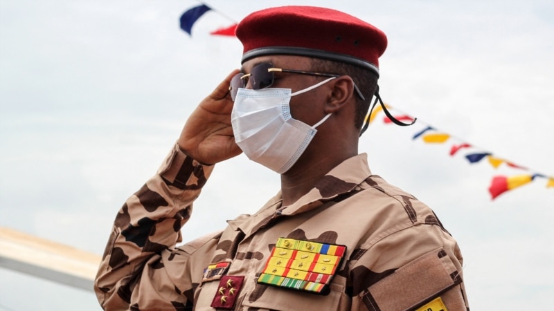 Des Tchadiens manifestent en faveur de la junte et de la France