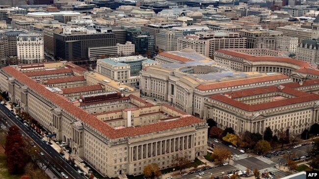 미국 워싱턴 D.C. 시내 상무부 청사 공중 촬영 장면. (자료사진)