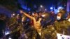 스리랑카, 반정부 시위 격화에 비상사태 선포
