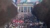 تظاهرات ضدجنگ در کشورهای مختلف اروپا و جهان؛ در روسیه صدها معترض بازداشت شدند