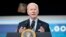 Presiden Joe Biden berpidato terkait renpons global AS terhadap pandemi COVID-19 di Gedung Putih, Washington, Rabu, 30 Maret 2022. (AP/Patrick Semansky)