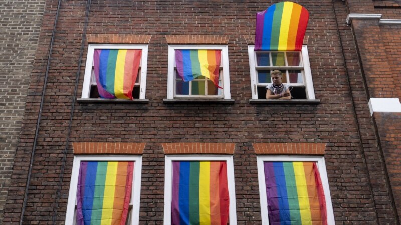 Report: UK to Ban Conversion Therapy for Gays, but Not for Trans People