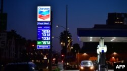 Одлуката на групата може да ѝ помогне на Москва да ја плати тековната војна со Украина и да им наштети на шансите на американскиот претседател Џо Бајден дополнително да ги намали цените на бензинот за американските возачи