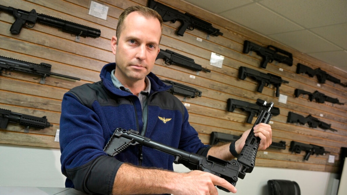 American Gunmakers Help Ukrainians Fight Back Against Russia - Vimarsana News