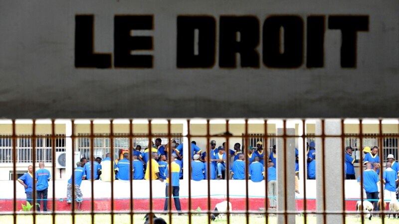 Les familles interdites d'accès aux détenus de prison au Togo
