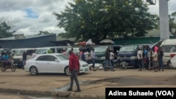 Praça de táxis de Nampula, Moçambique