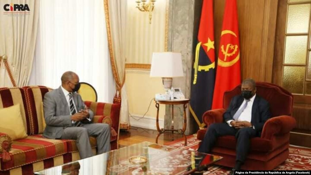 Adalberto Costa Júnior, presidente da UNITA, e João Lourenço, Presidente da República, Angola, 1 Abril 2022