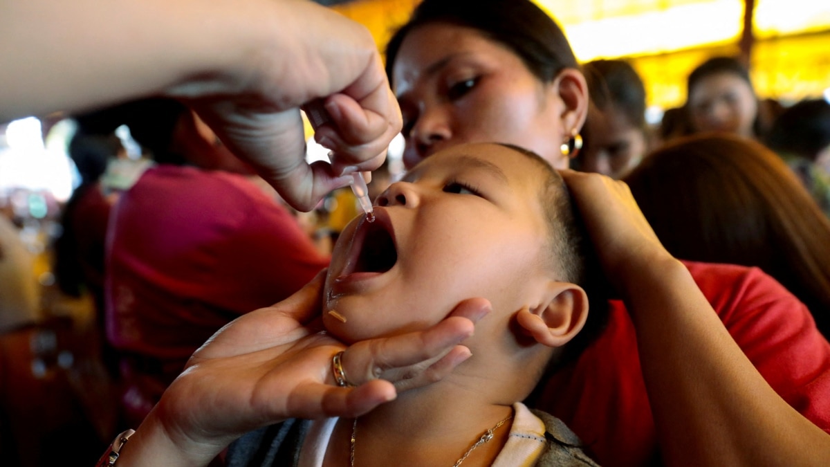 Dangerous Moment': Huge Effort Begins to Curb Polio After Malawi Case