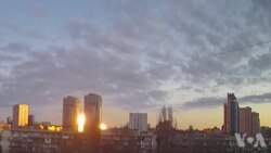 Kèk ayisyen nan New York eksplike enpak gè Ikrèn nan gen sou lavi yo. Valerio Saint Louis